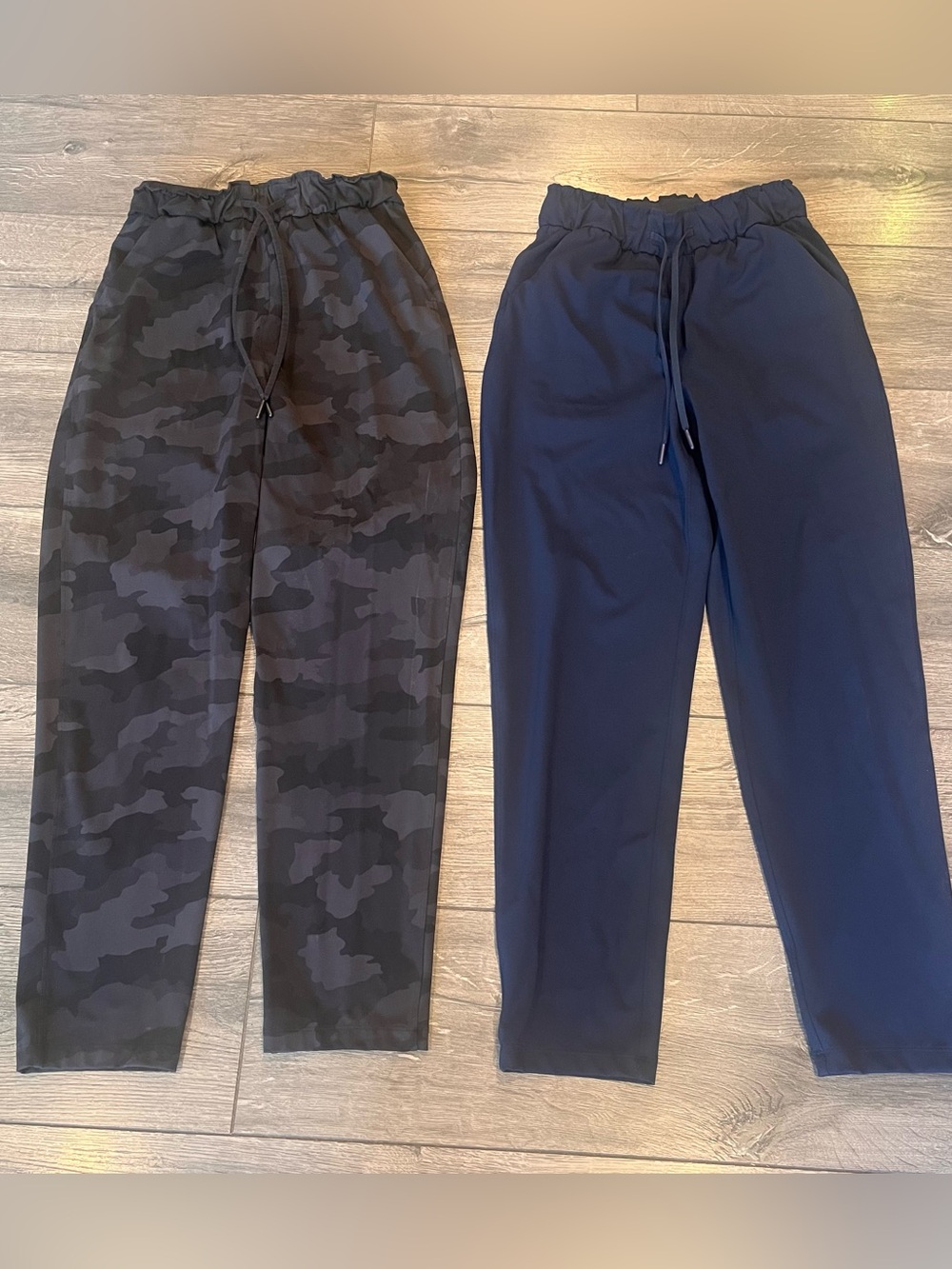 Lululemon Stretch High-Rise Keep Moving Jogger Pants Women’s Size 4 - lot of 2